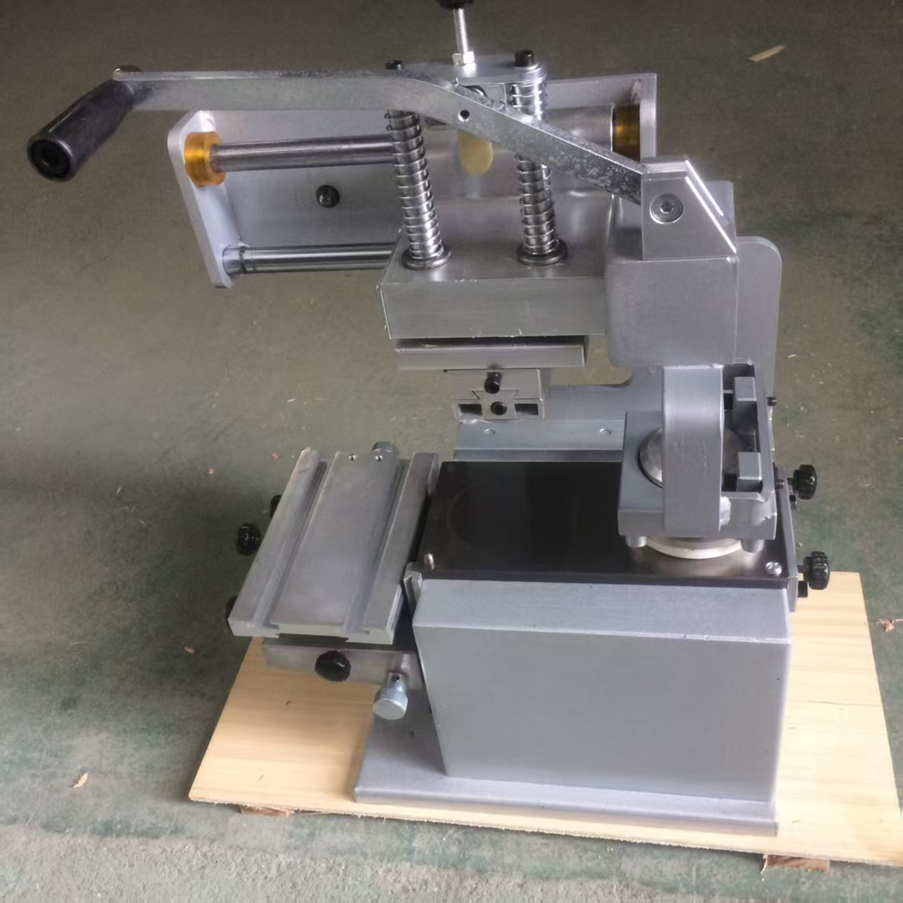 Affordable Hand Operated Pad P - огляд і ціна Commercial Printing Operations