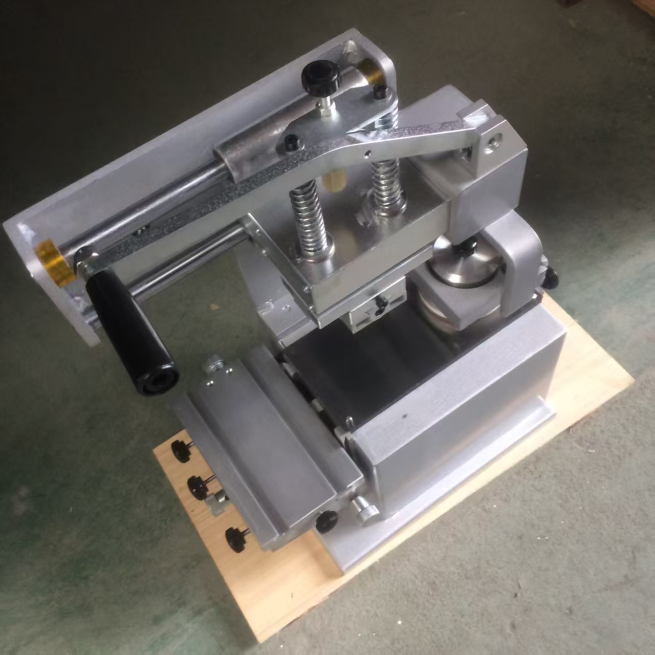 Affordable Hand Operated Pad P - огляд і ціна Commercial Printing Operations